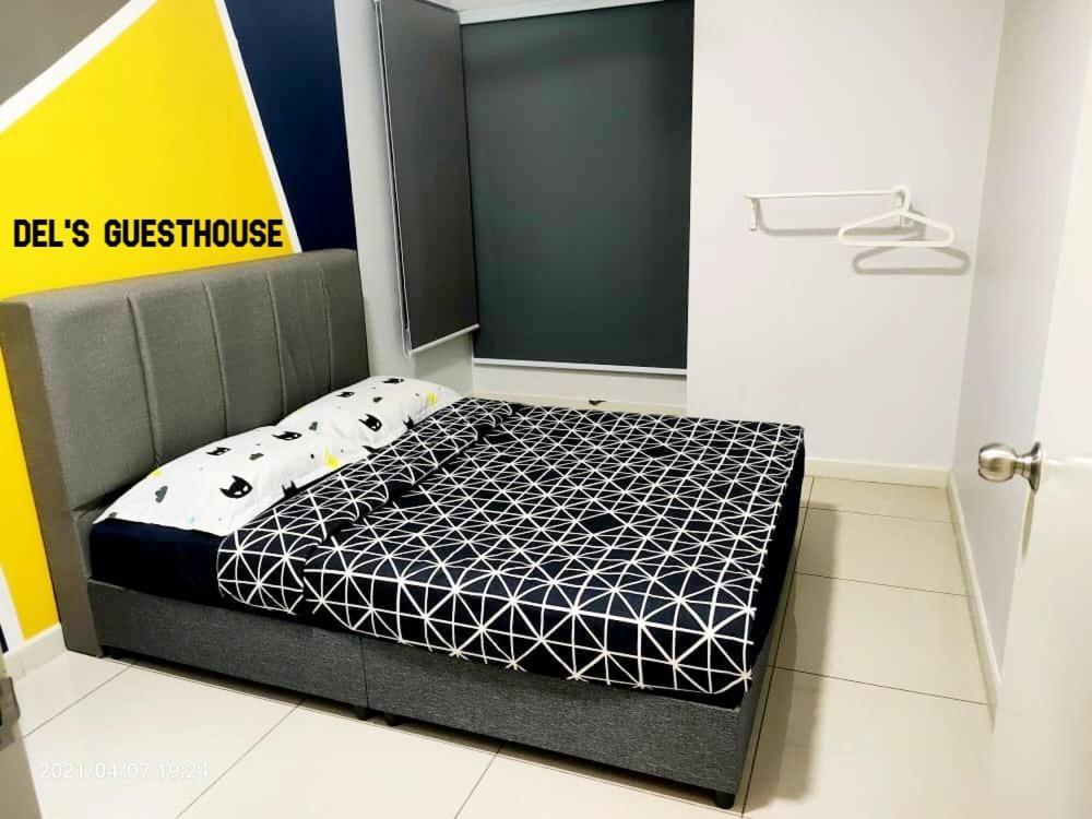 Del'S Guesthouse @ Southville Same Level With Pool Fits 8 Bangi Εξωτερικό φωτογραφία
